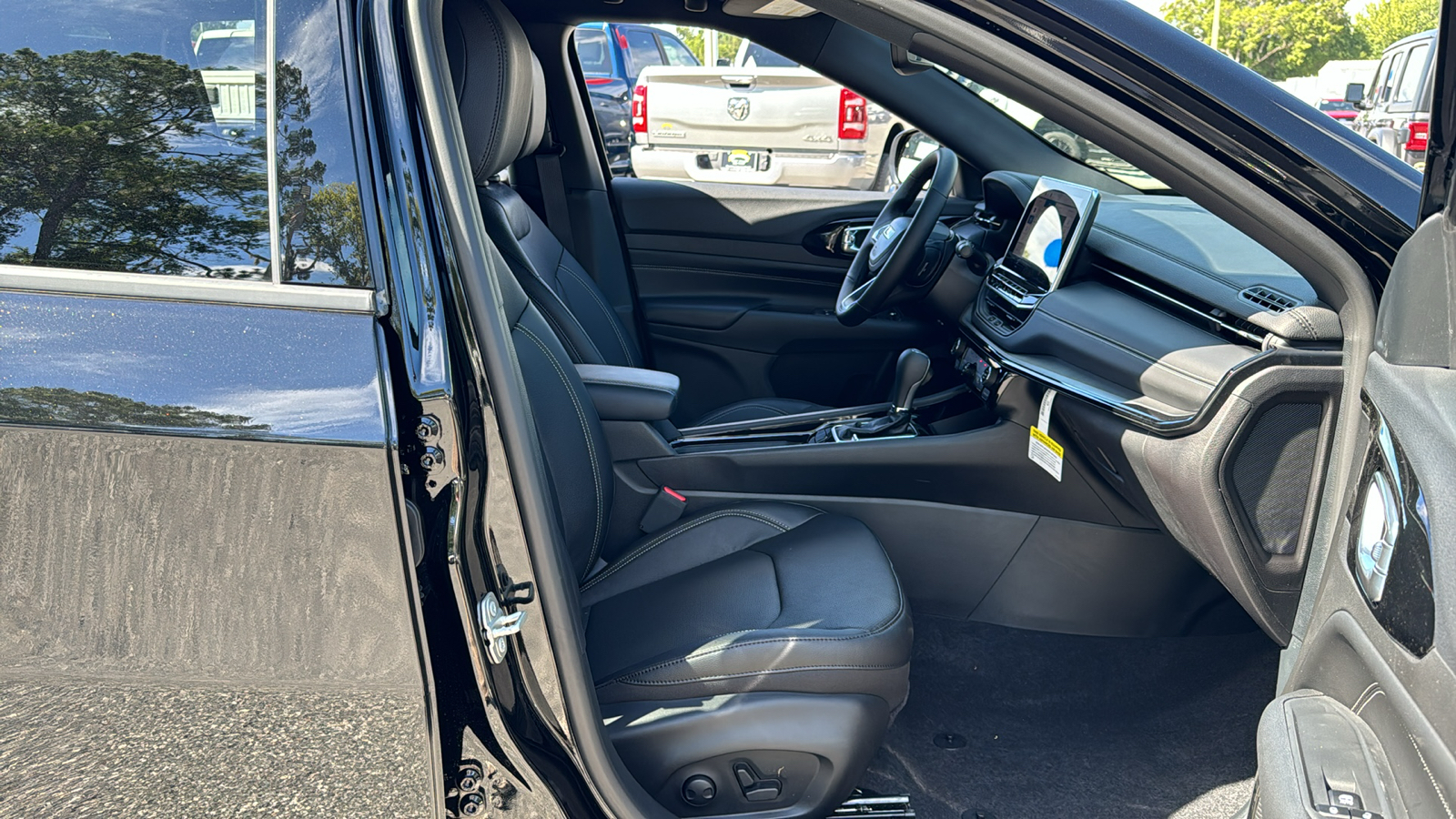 2024 Jeep Compass Limited 10