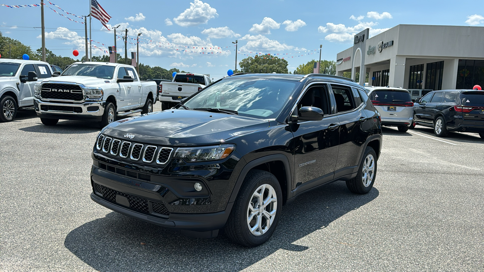 2024 Jeep Compass Latitude 1