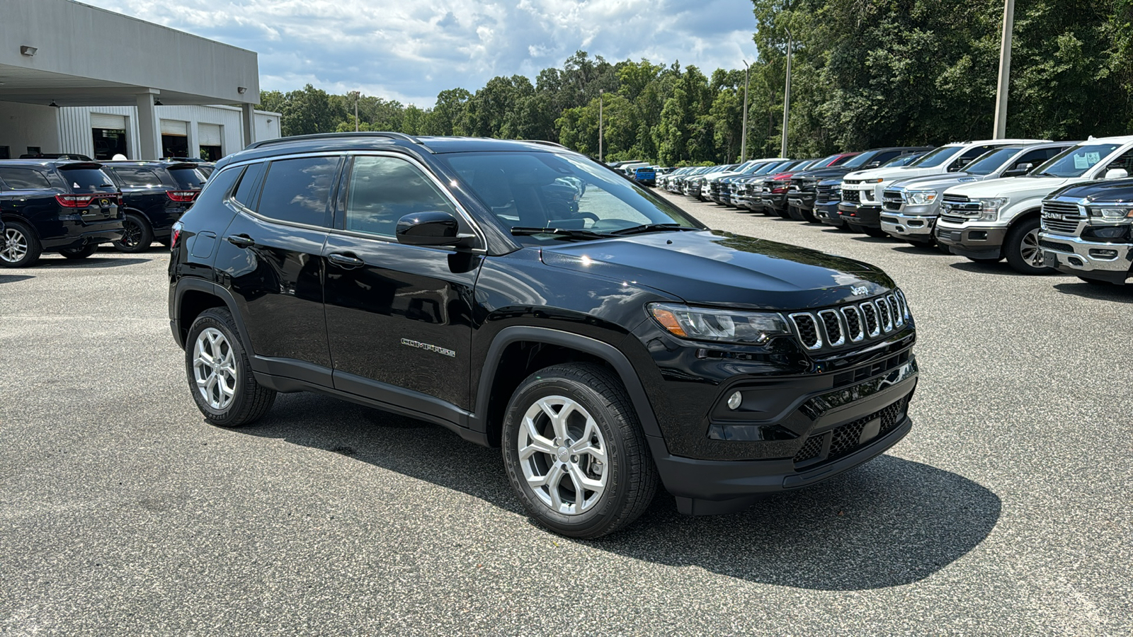 2024 Jeep Compass Latitude 12