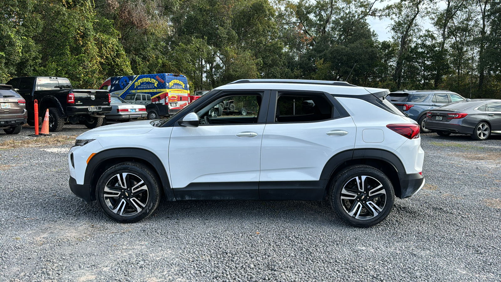 2023 Chevrolet TrailBlazer LT 2