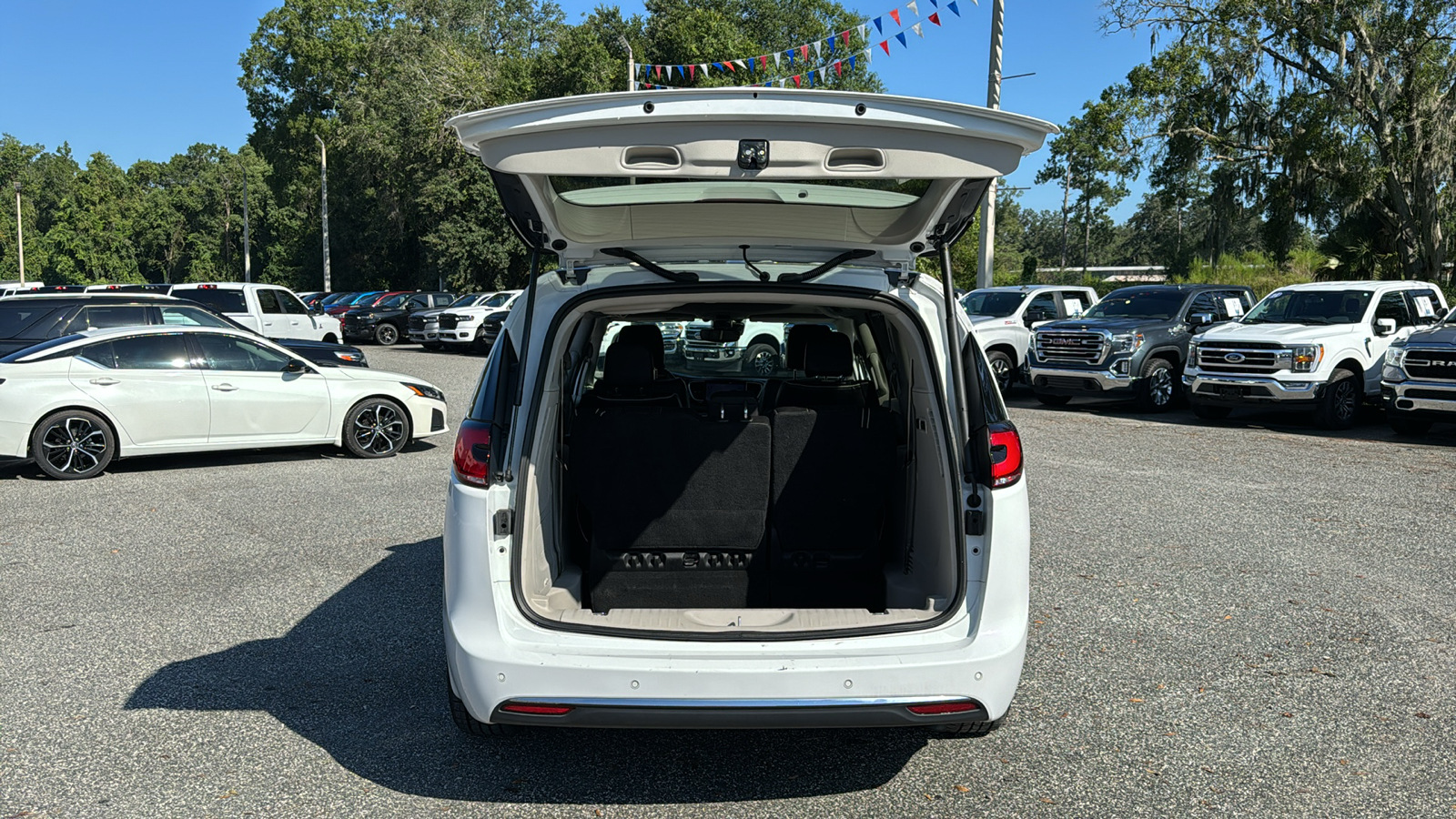 2022 Chrysler Pacifica Limited 5