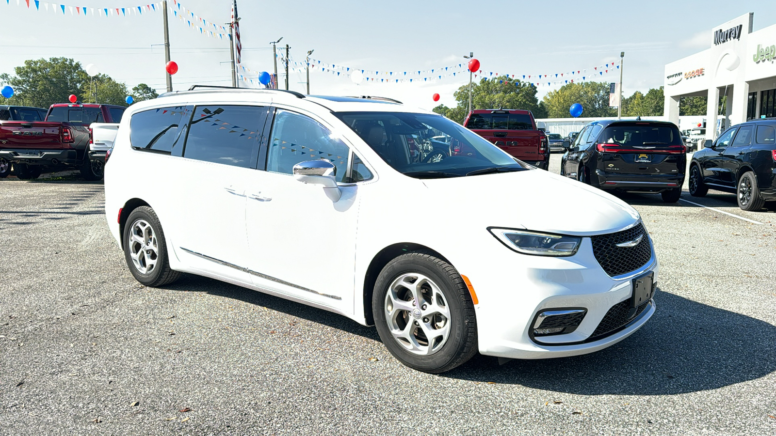 2022 Chrysler Pacifica Limited 13