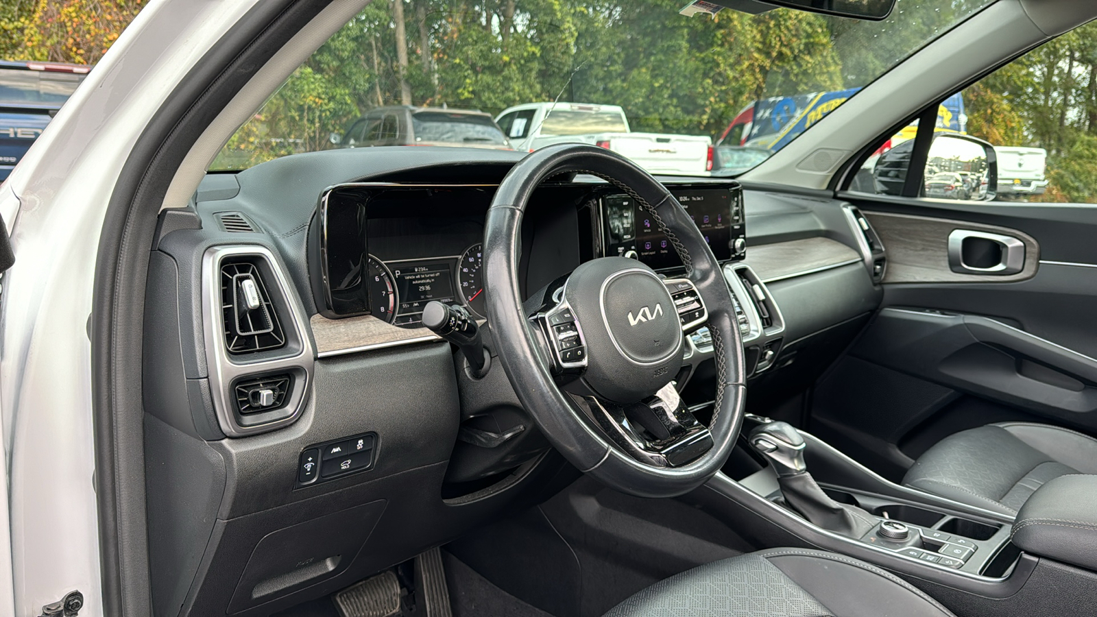 2023 Kia Sorento X-Line EX 31