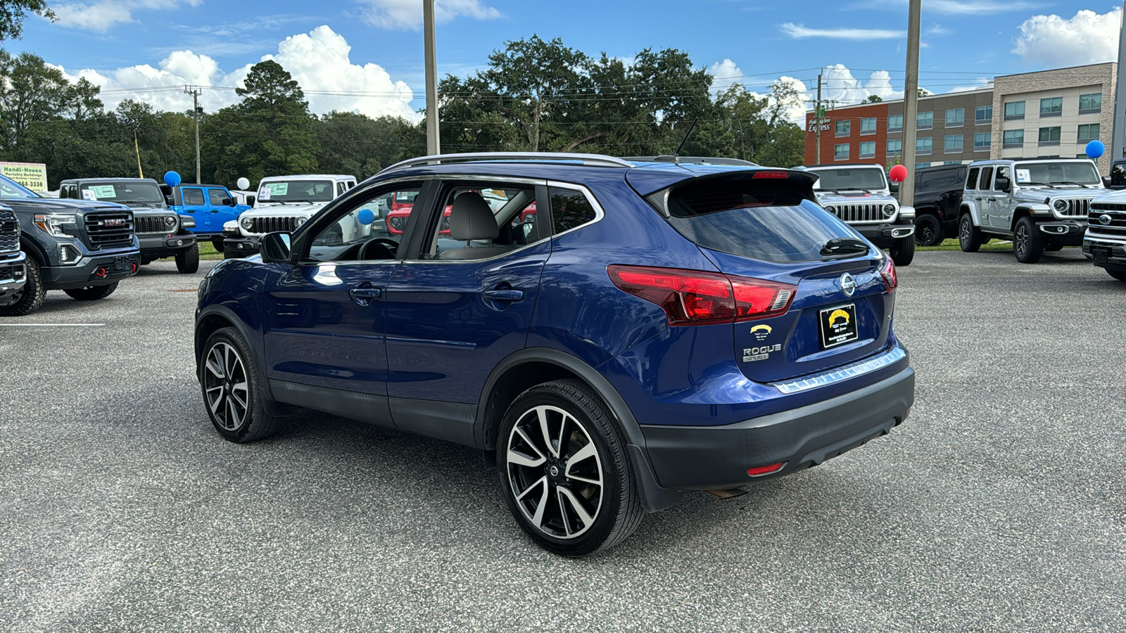 2018 Nissan Rogue Sport SL 3