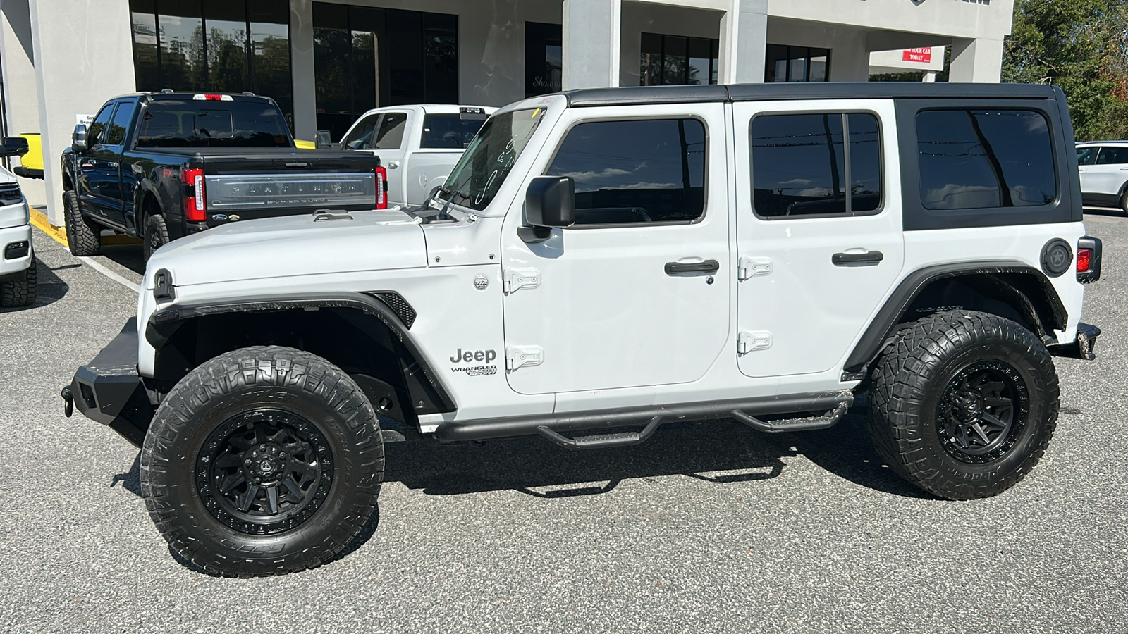 2018 Jeep Wrangler Unlimited Sport S 2