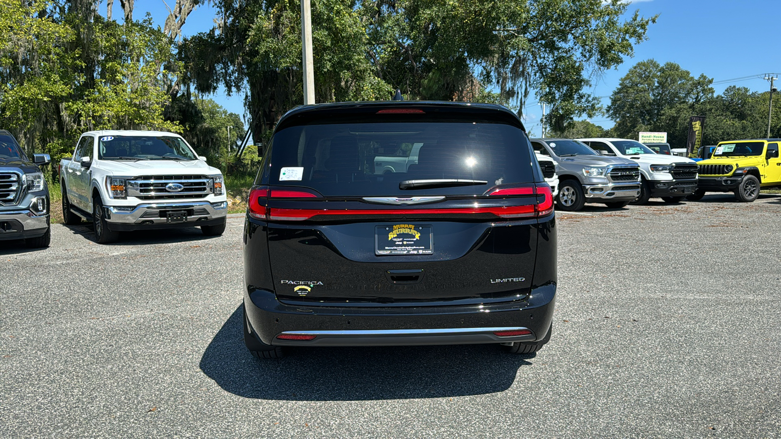 2024 Chrysler Pacifica Limited 4