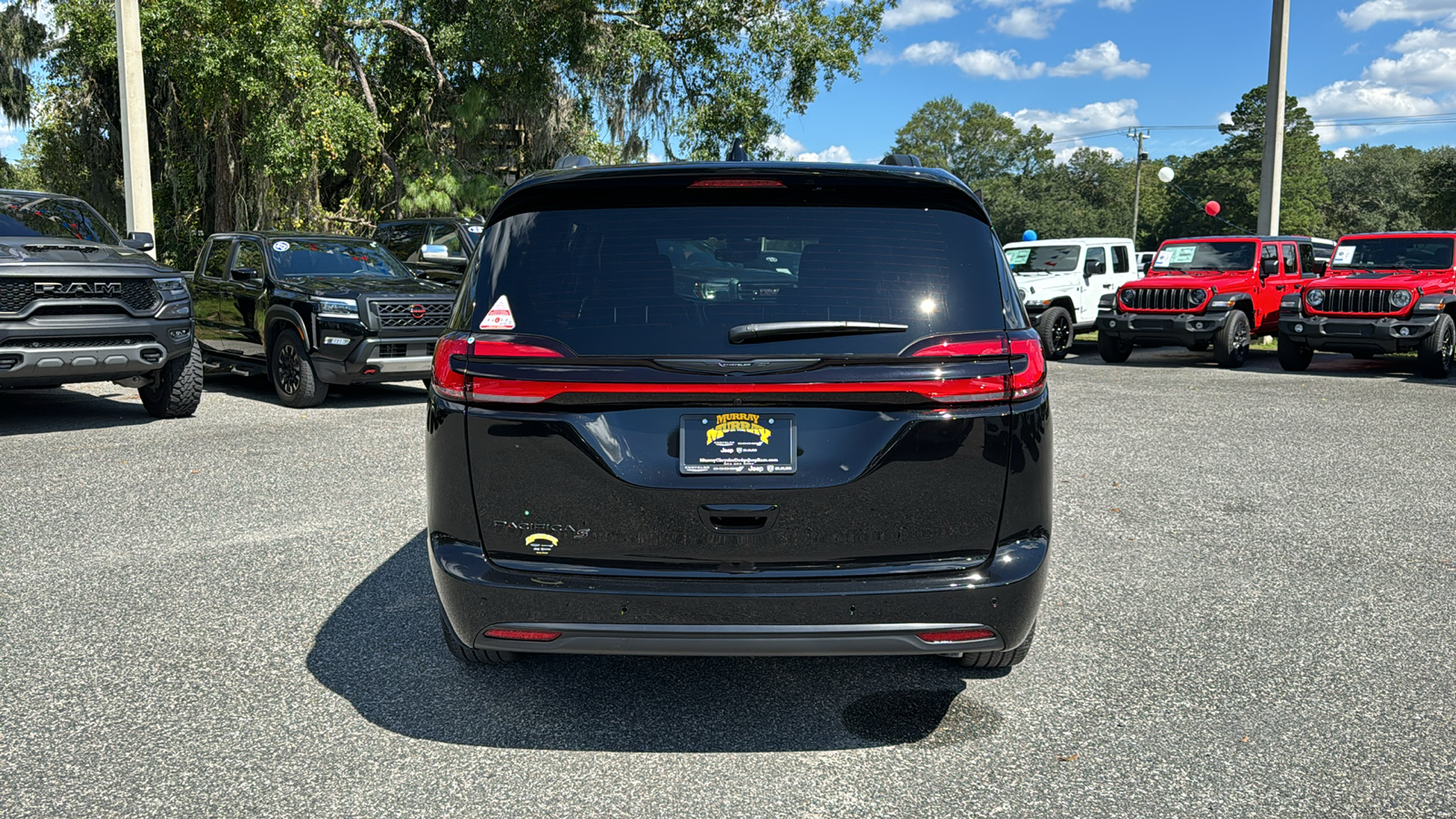 2024 Chrysler Pacifica Touring L 4