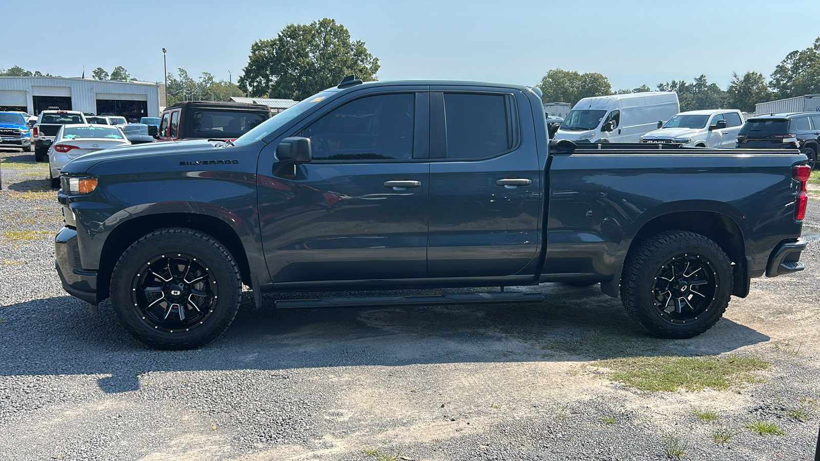 2019 Chevrolet Silverado 1500 Custom 2