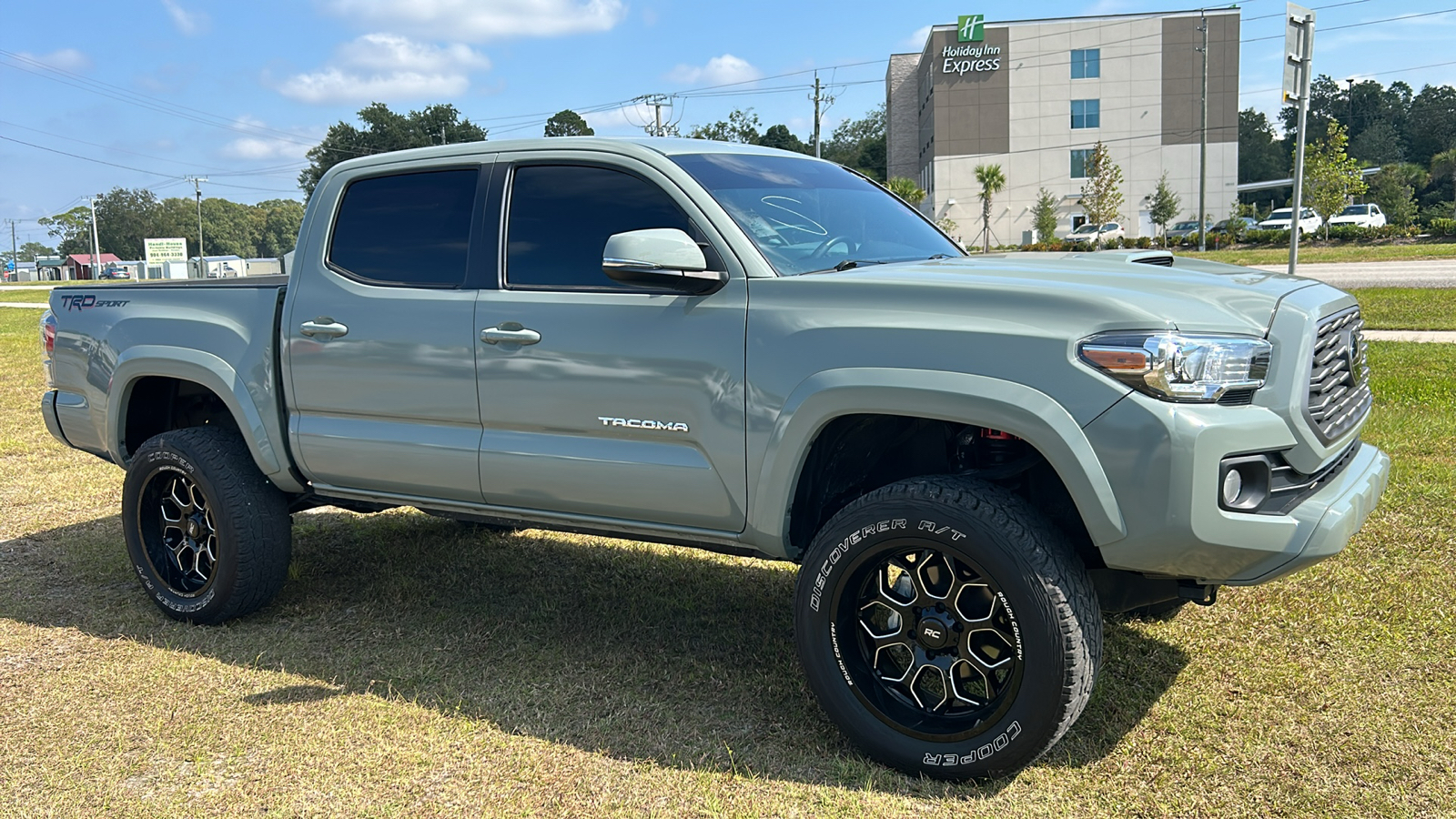 2023 Toyota Tacoma  5