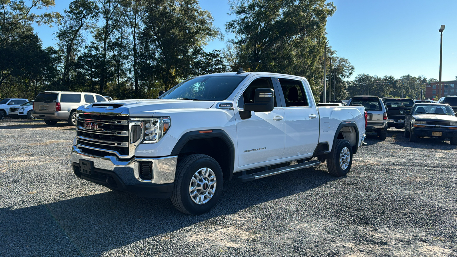 2023 GMC Sierra 2500HD SLE 1