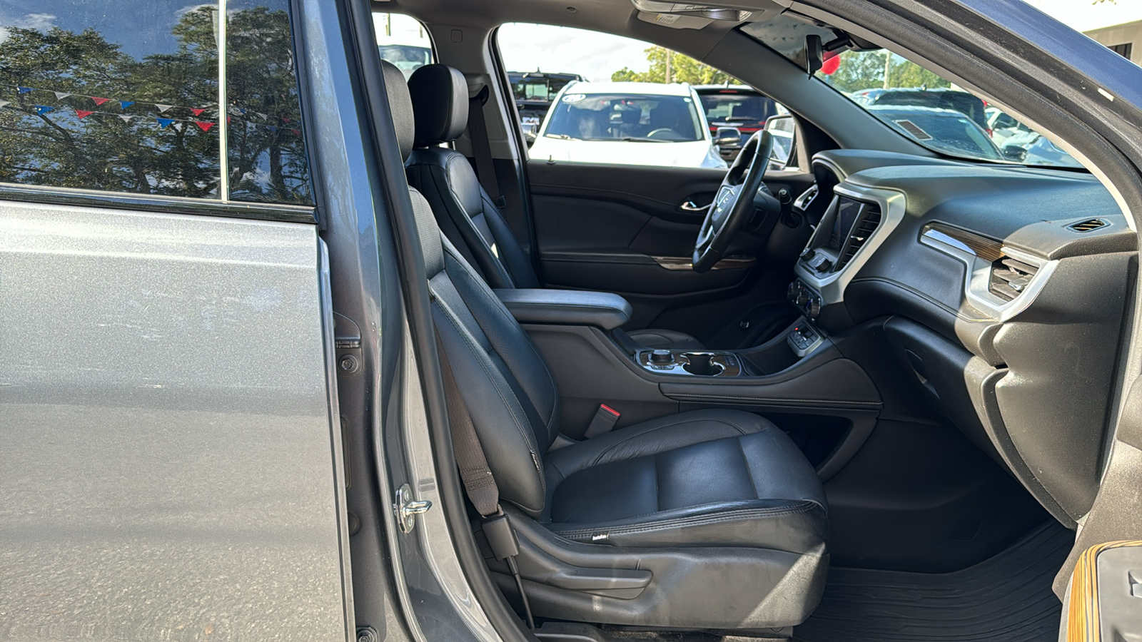 2021 GMC Acadia SLE 9