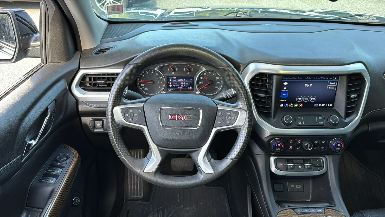 2021 GMC Acadia SLE 18