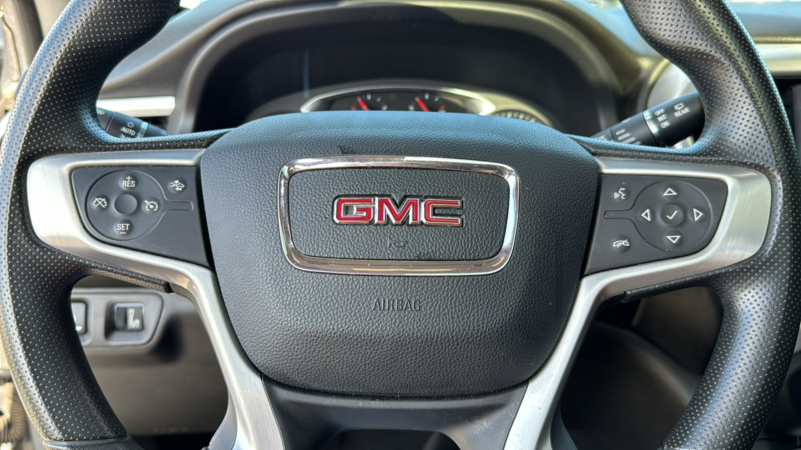 2021 GMC Acadia SLE 21