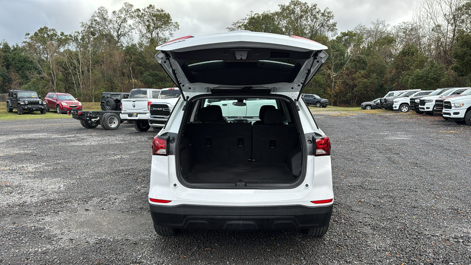 2022 Chevrolet Equinox LS 5