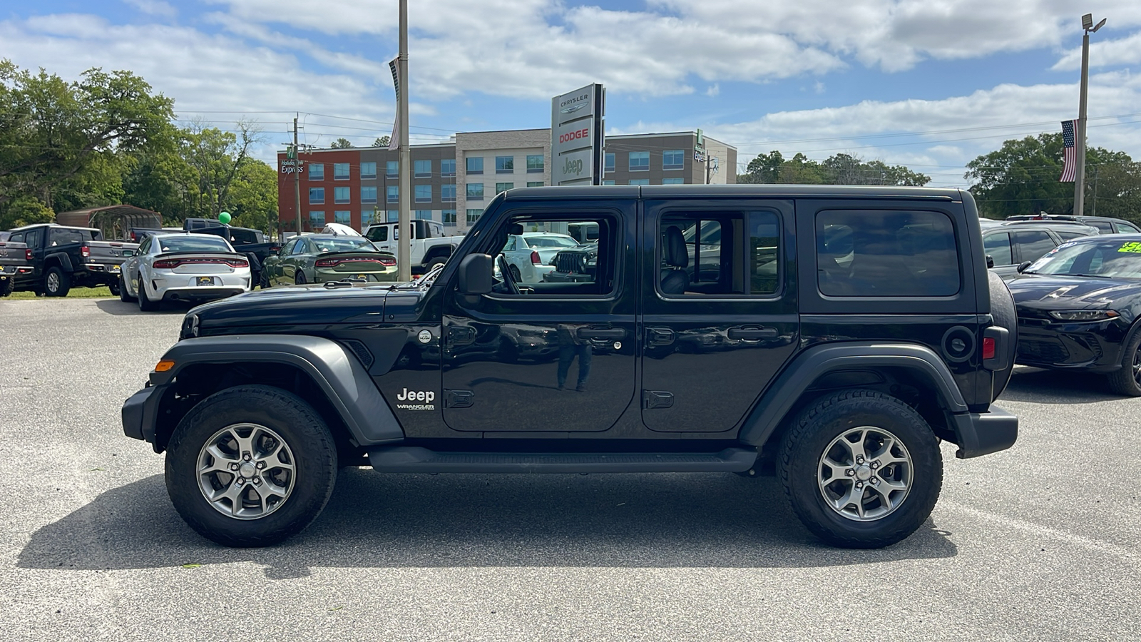 2020 Jeep Wrangler Unlimited Freedom Edition 2