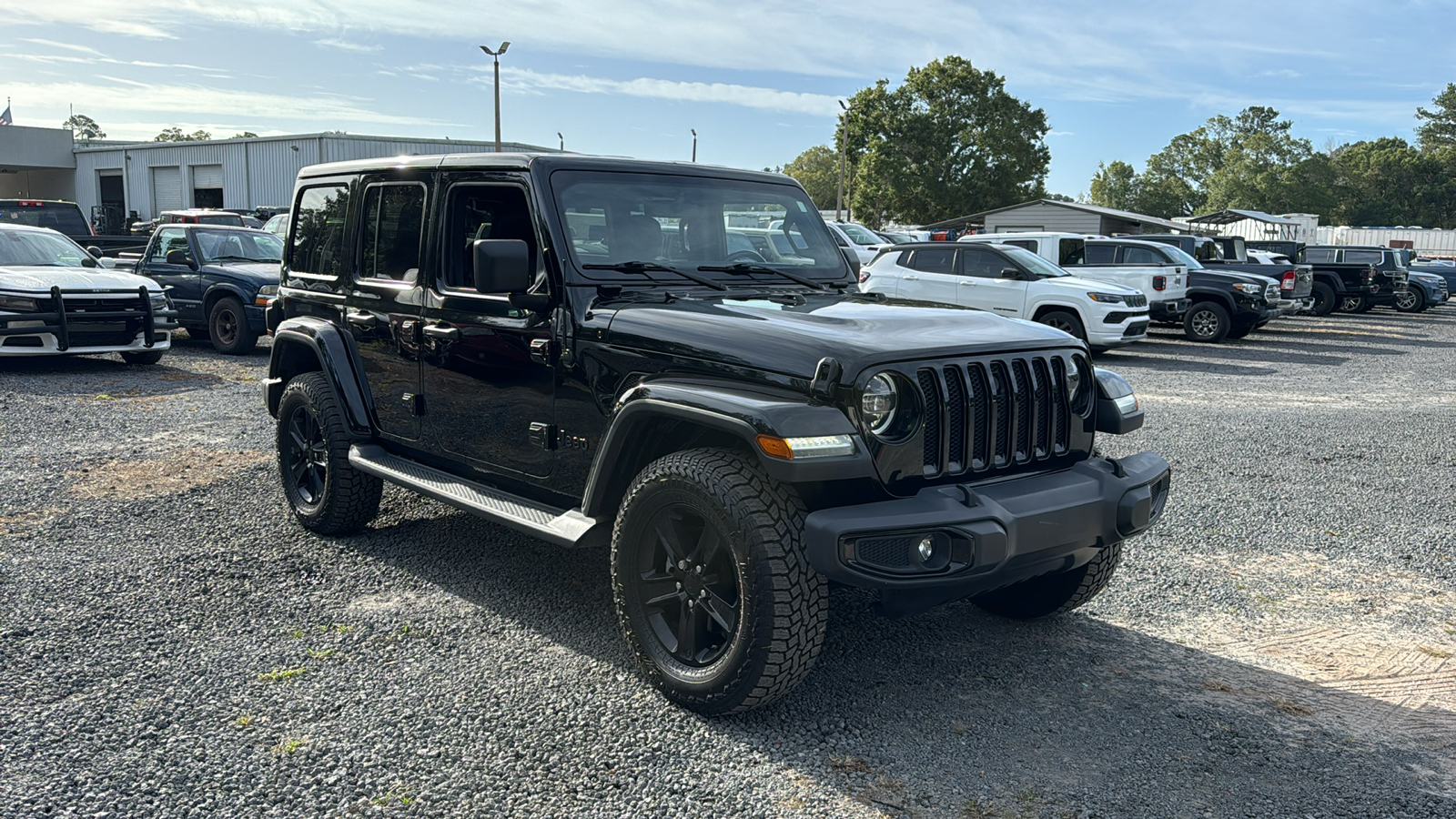 2020 Jeep Wrangler Unlimited Sahara Altitude 9