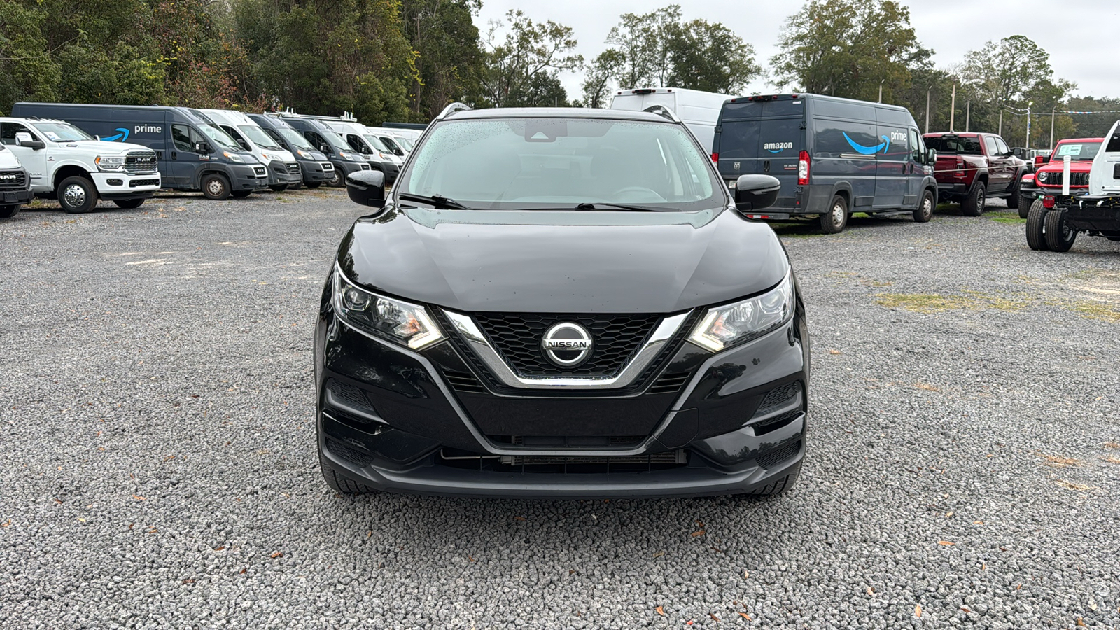 2020 Nissan Rogue Sport SV 11