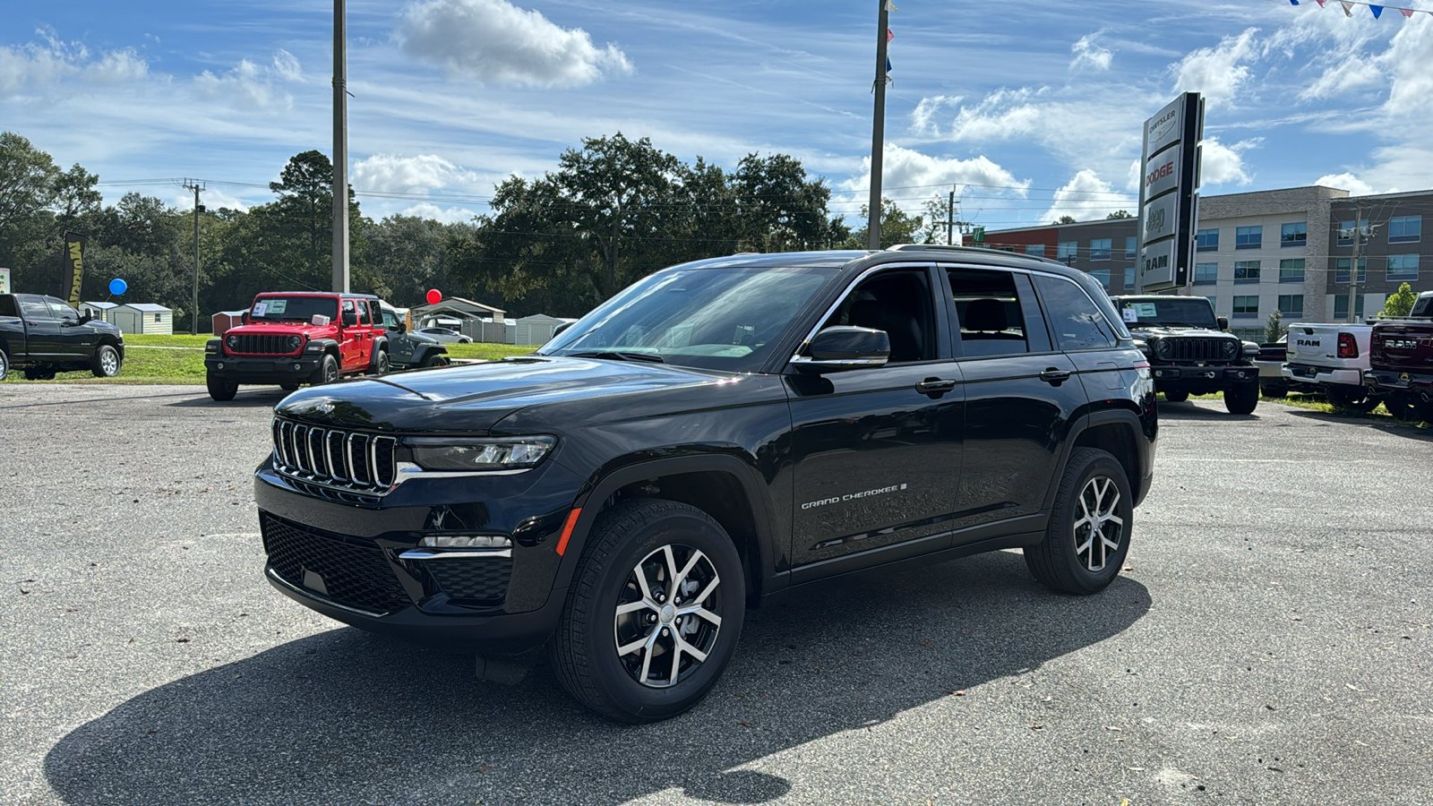 2025 Jeep Grand Cherokee Limited 1