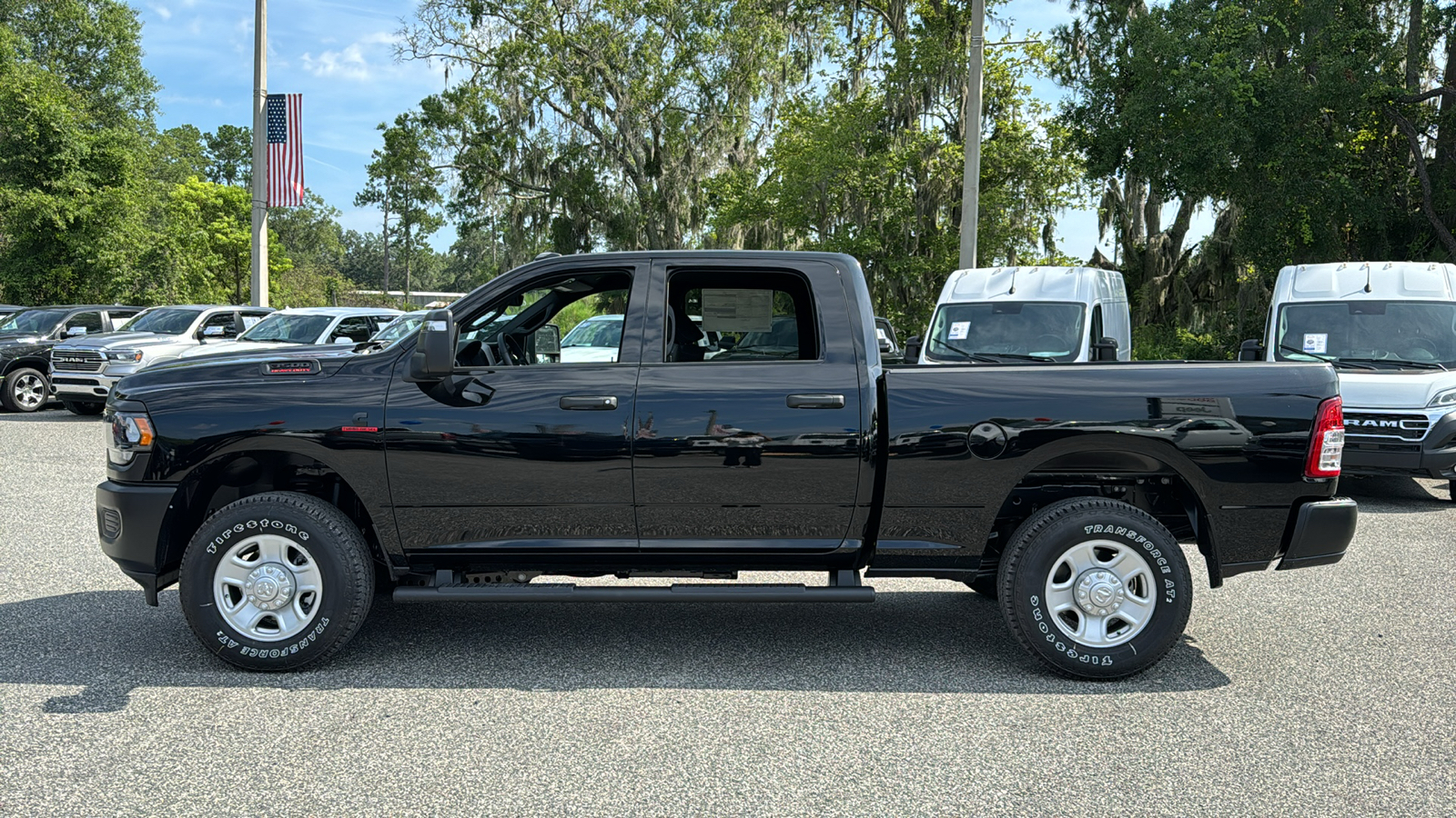 2024 Ram 3500 Tradesman 2