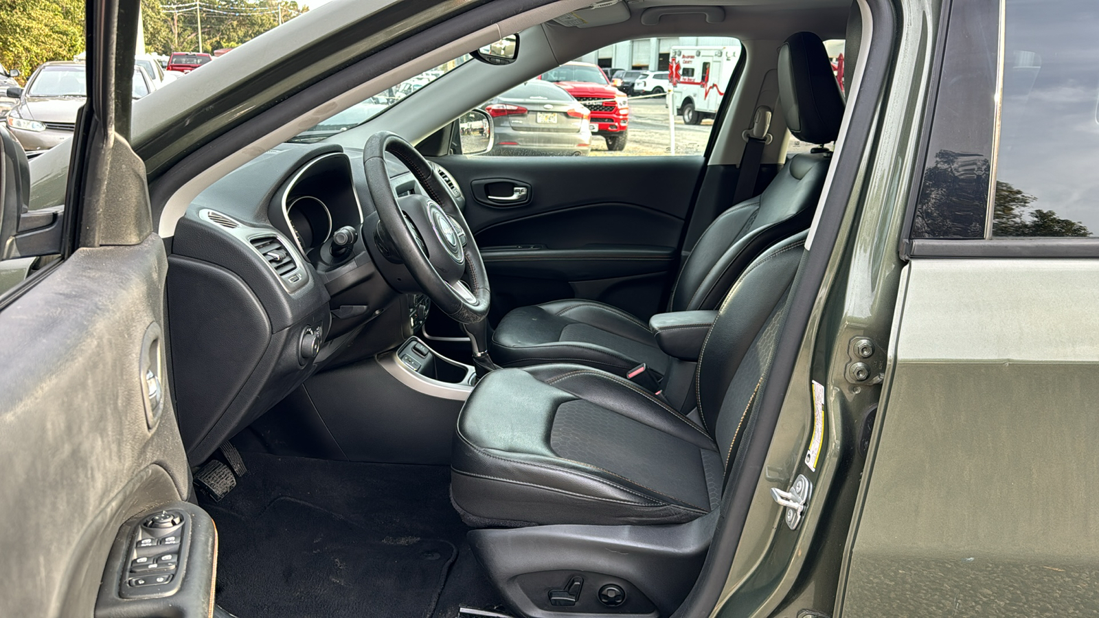 2018 Jeep Compass Latitude 11