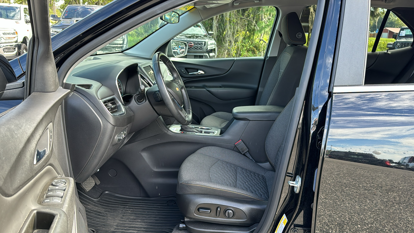 2021 Chevrolet Equinox LT 11