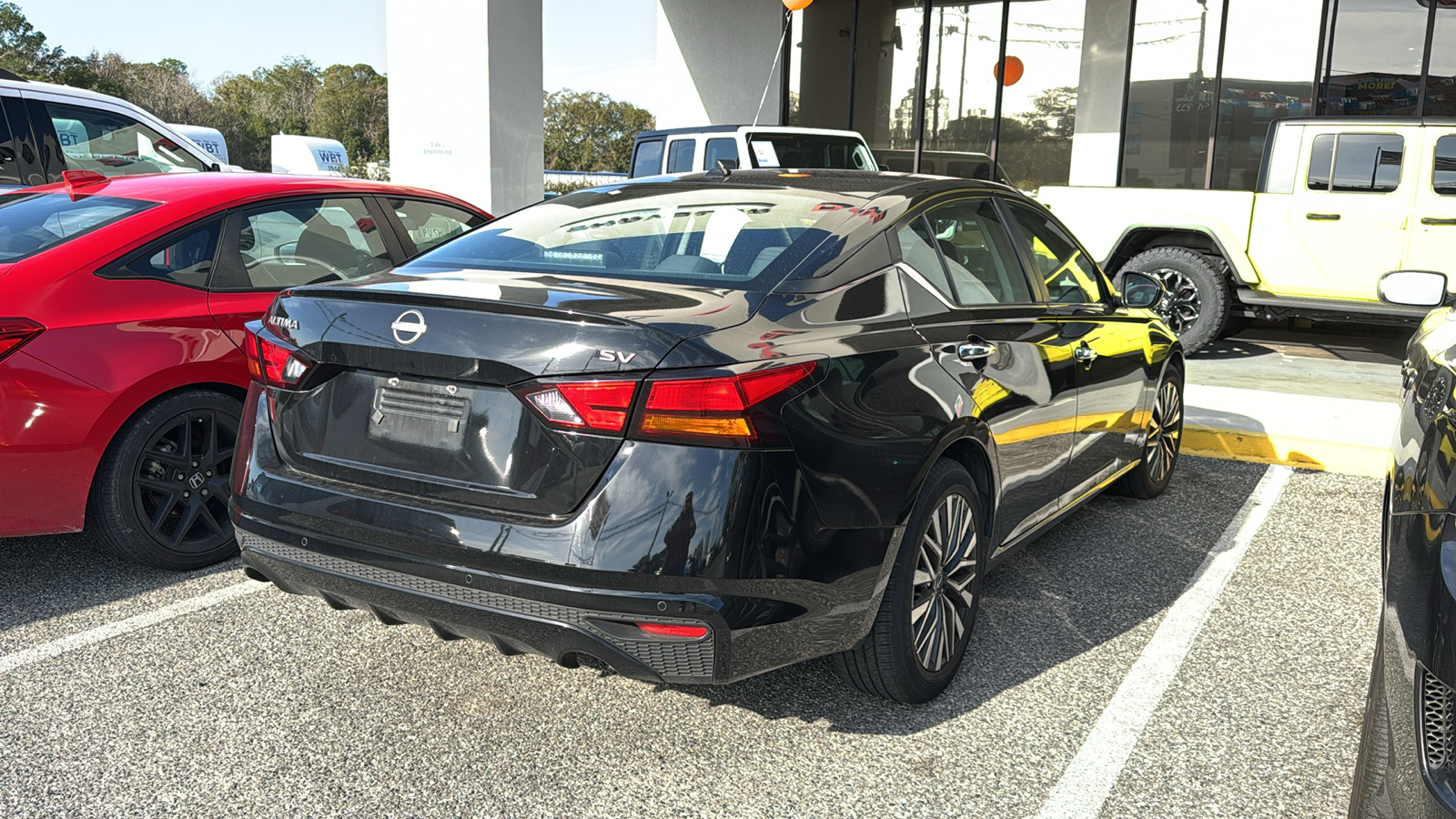 2023 Nissan Altima 2.5 SV 5