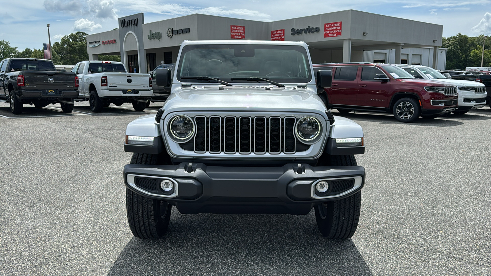 2024 Jeep Wrangler Sahara 13