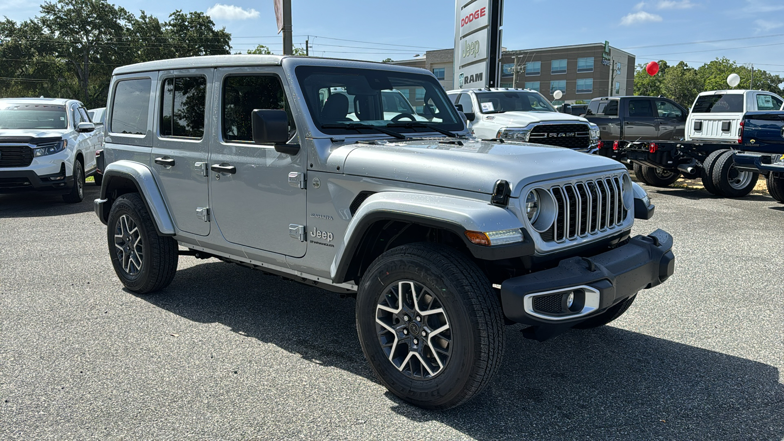 2024 Jeep Wrangler Sahara 11