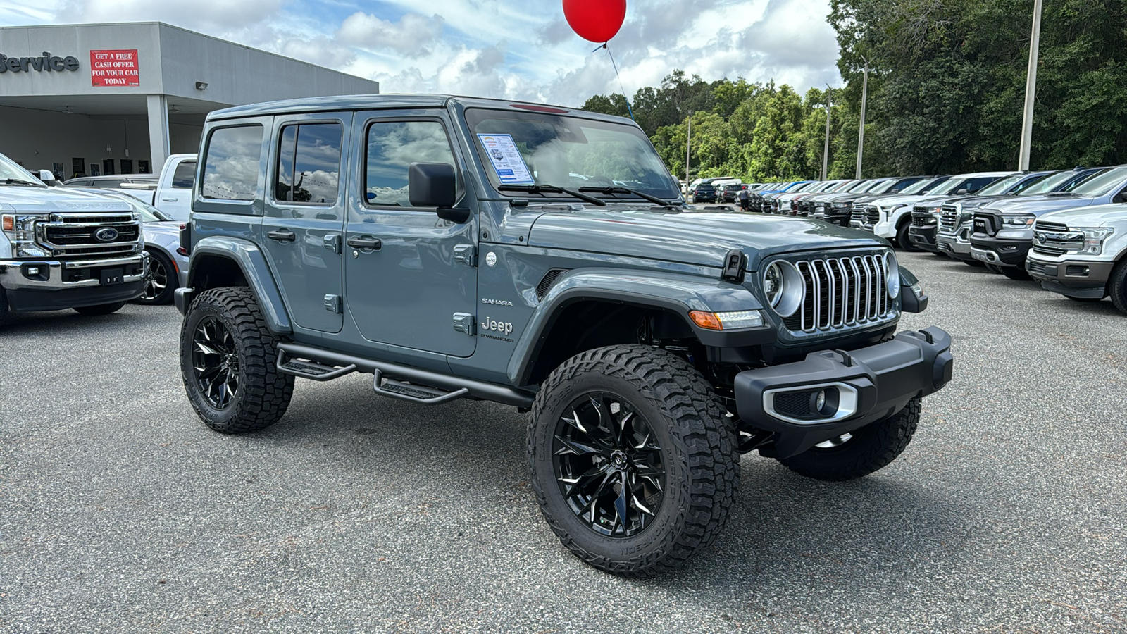 2024 Jeep Wrangler Sahara 11