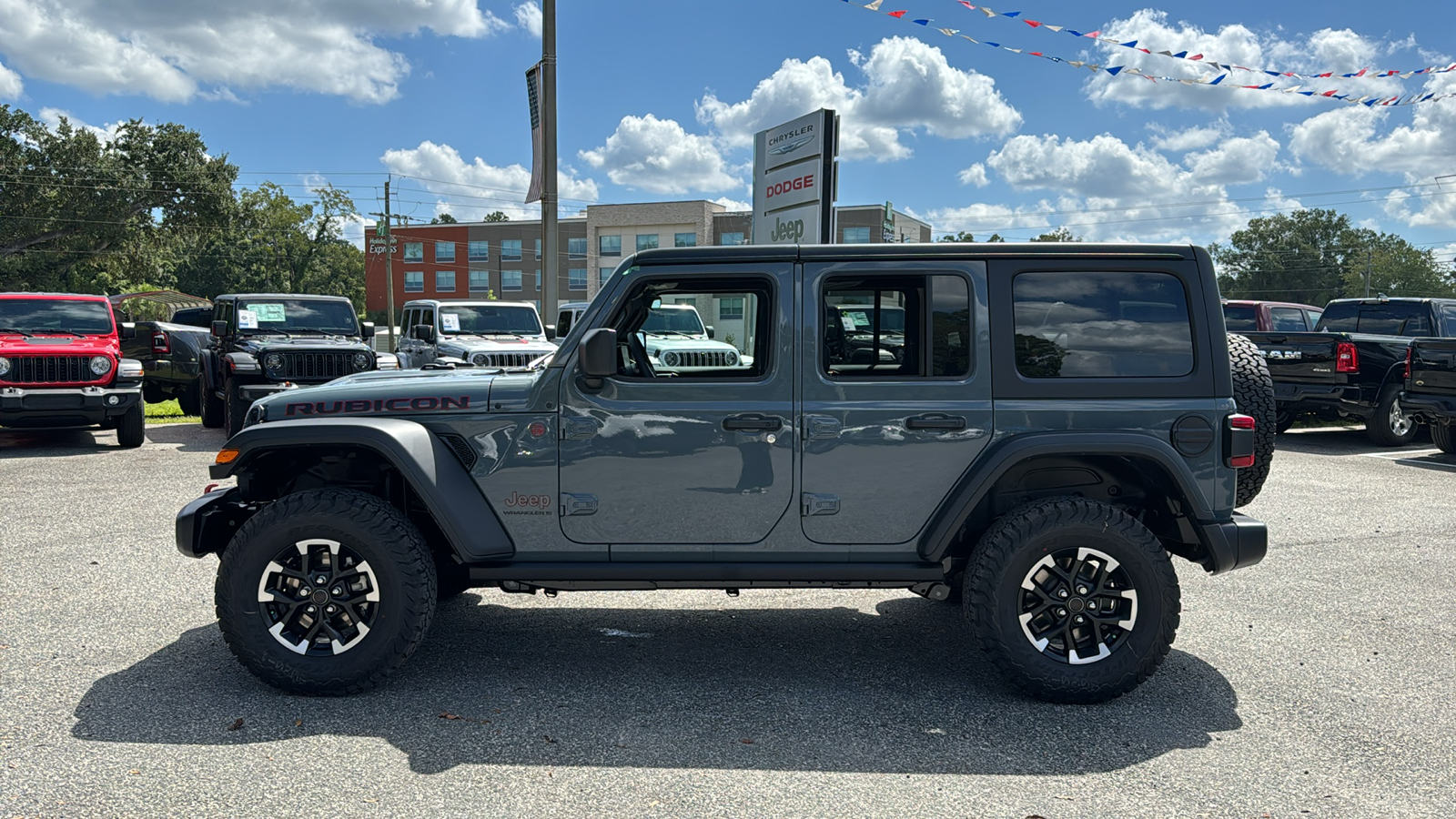 2024 Jeep Wrangler Rubicon 2