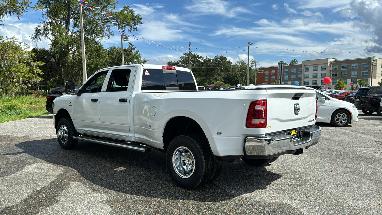 2024 Ram 3500 Tradesman 3