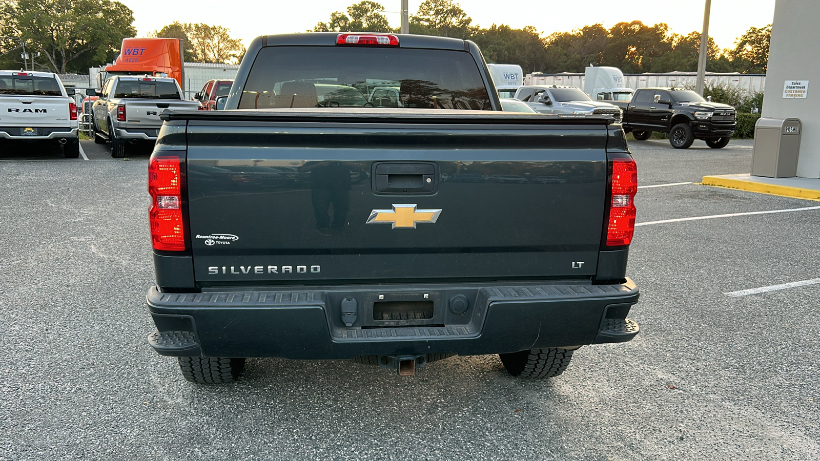 2018 Chevrolet Silverado 1500 LT 3