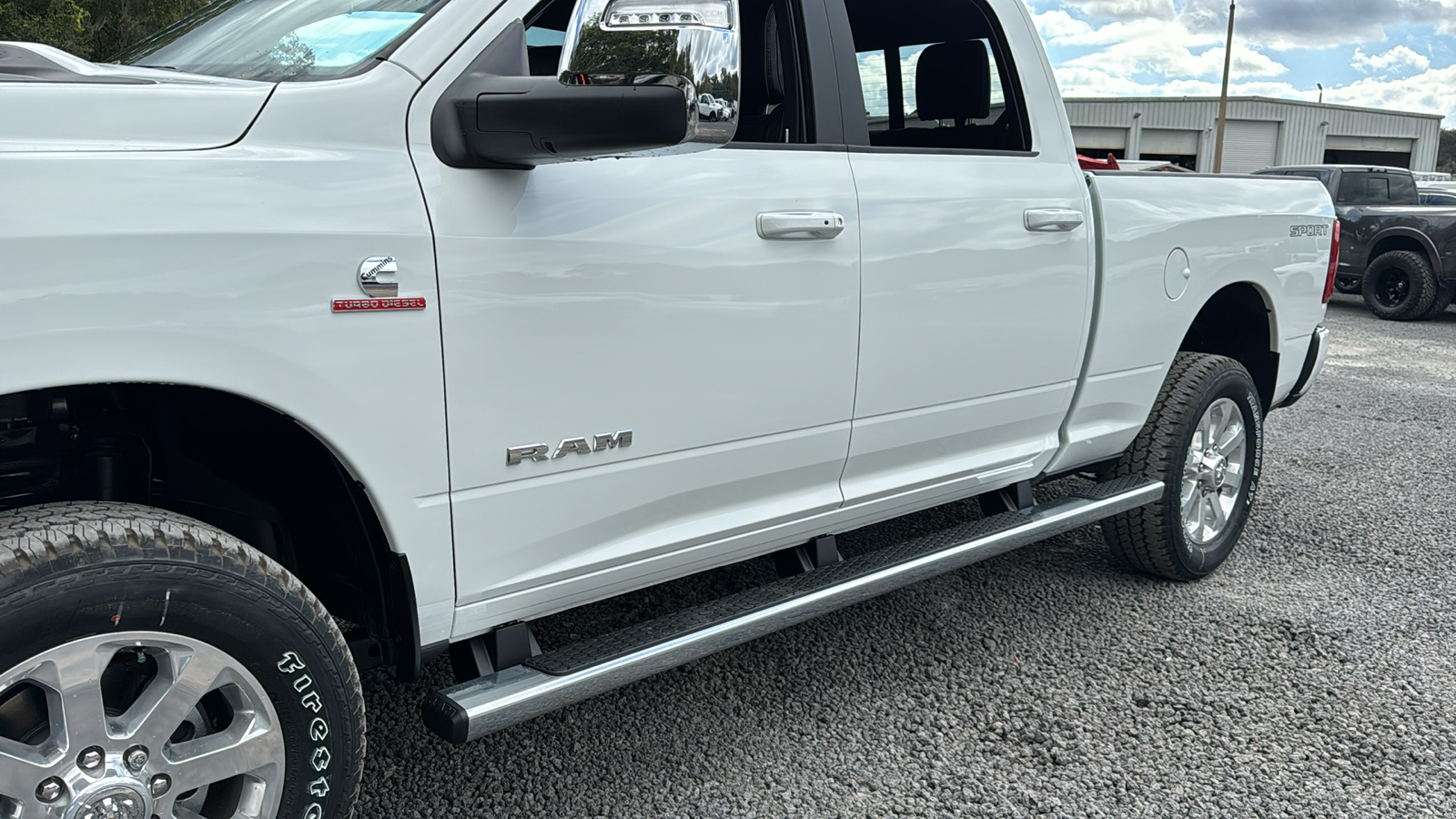 2024 Ram 2500 Laramie 16