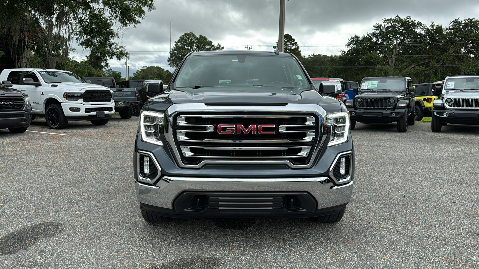 2021 GMC Sierra 1500 SLT 13