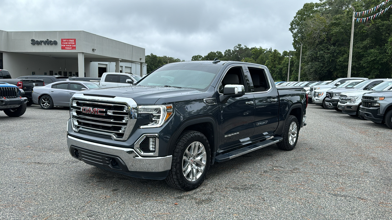 2021 GMC Sierra 1500 SLT 1