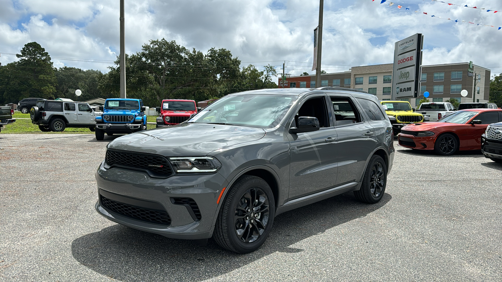 2025 Dodge Durango GT 1