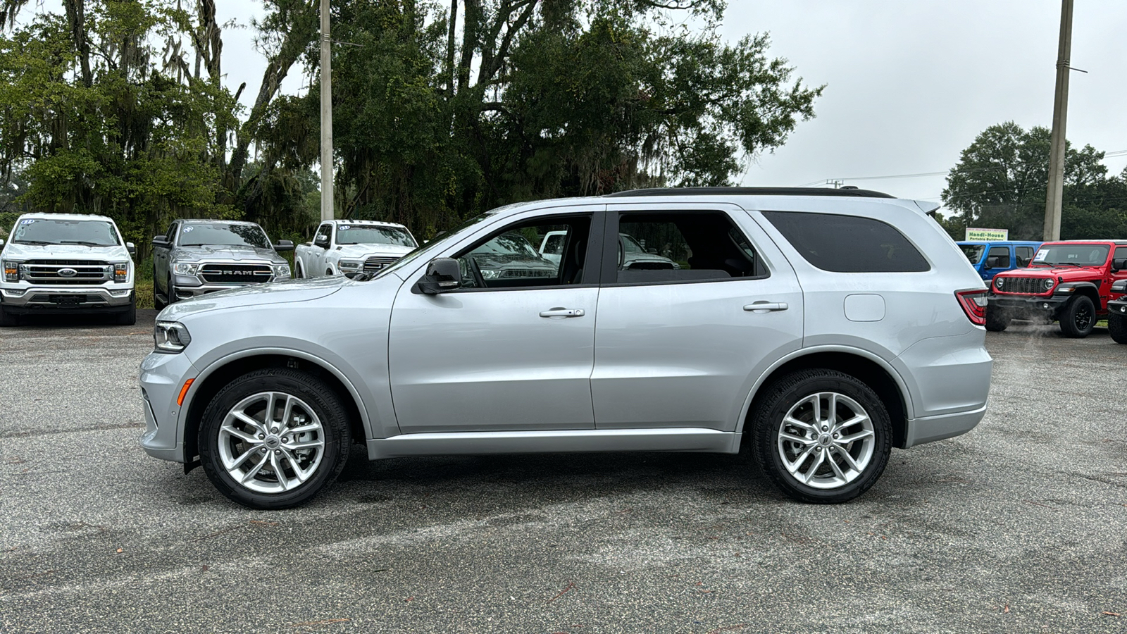 2025 Dodge Durango GT 2