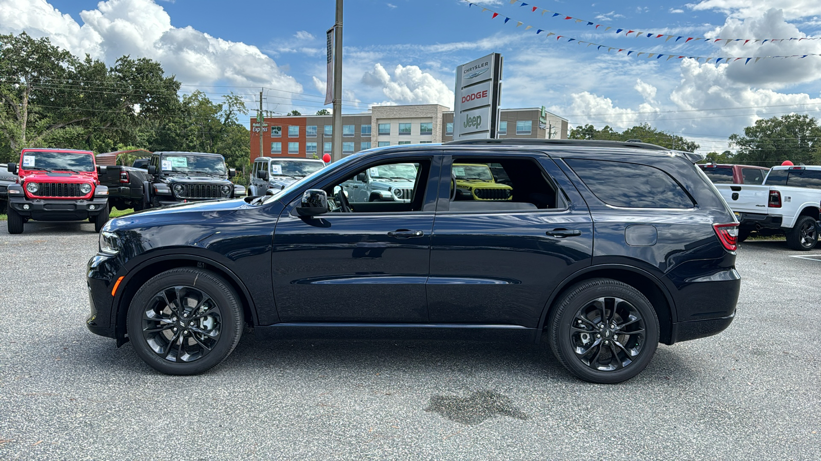 2025 Dodge Durango GT 2