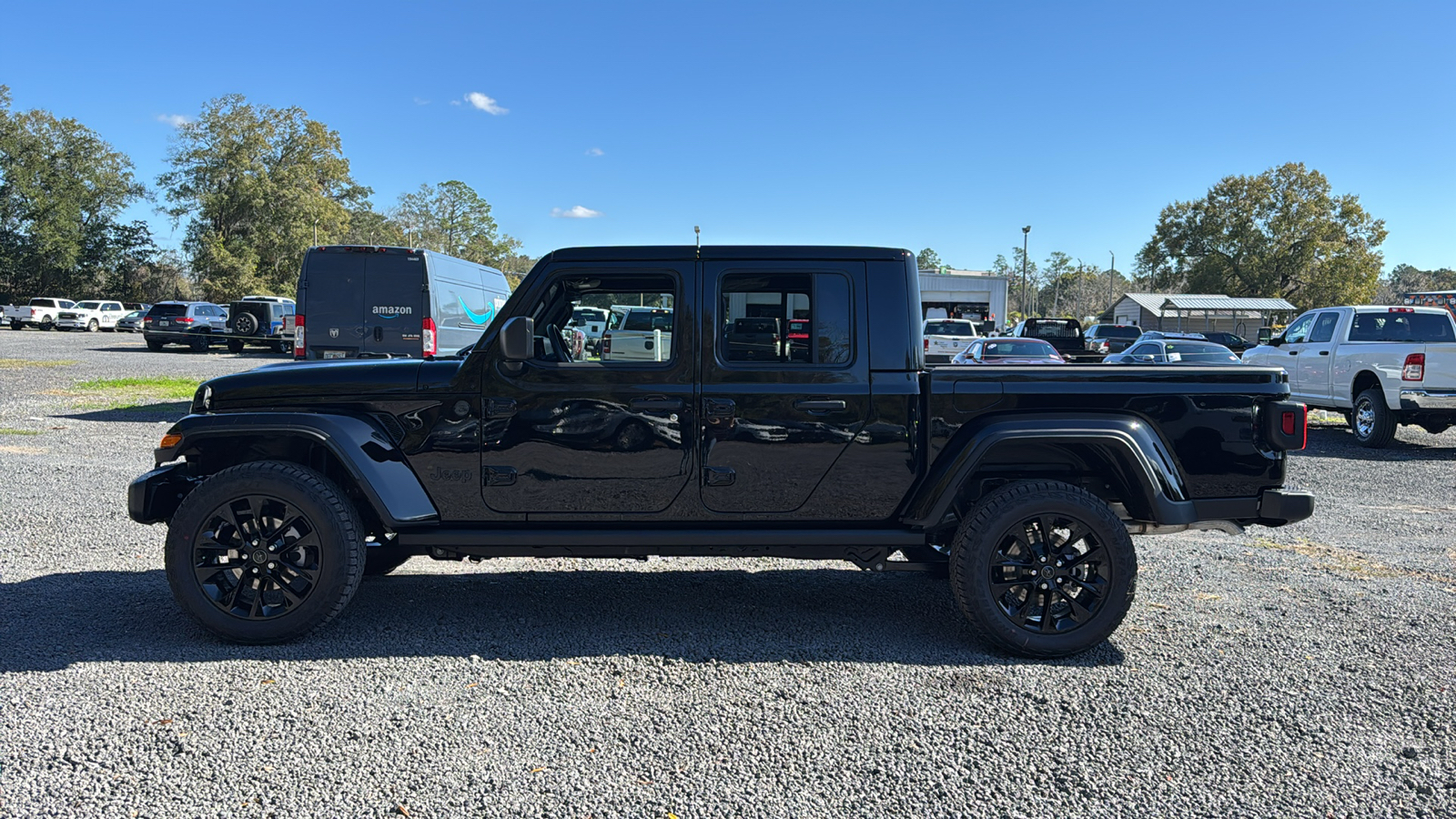 2025 Jeep Gladiator Nighthawk 2