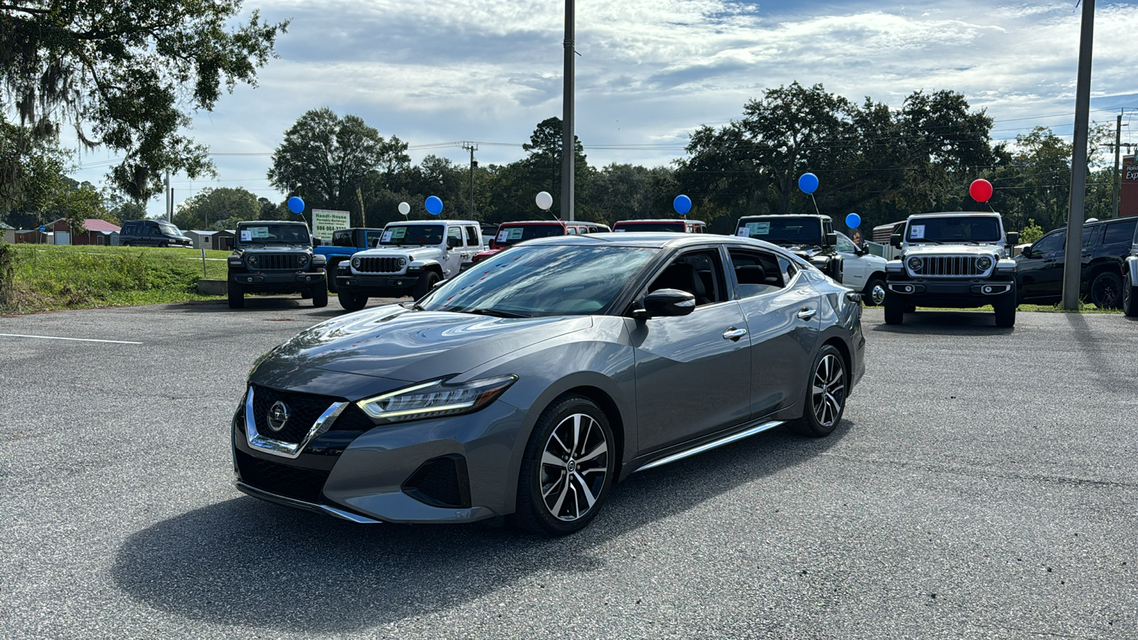 2021 Nissan Maxima SV 1