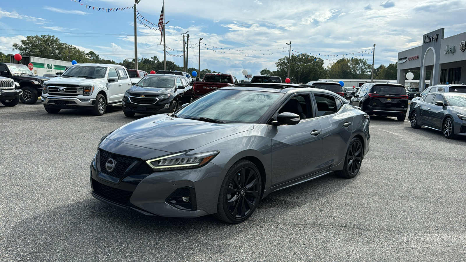 2023 Nissan Maxima SR 1