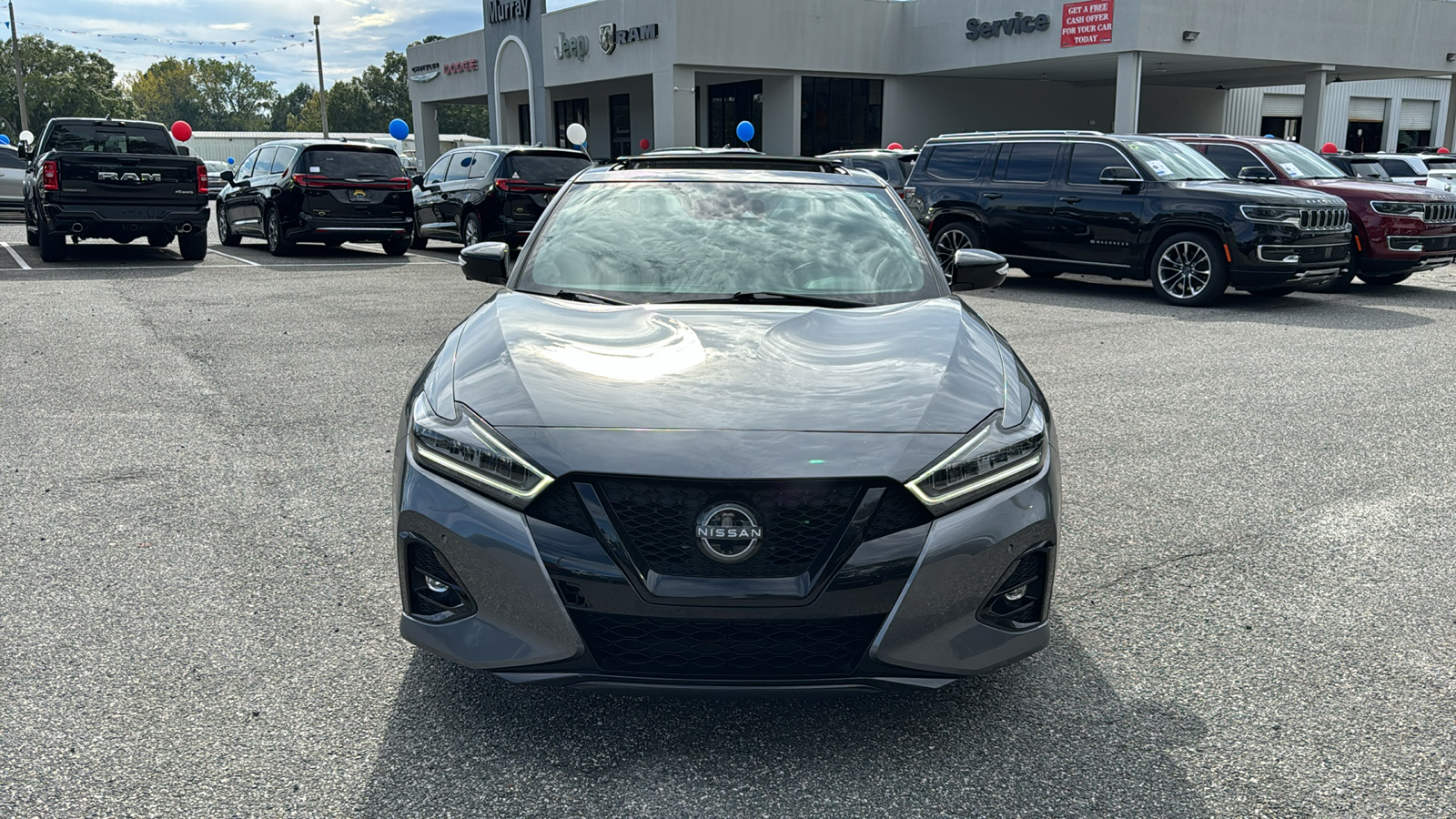 2023 Nissan Maxima SR 11