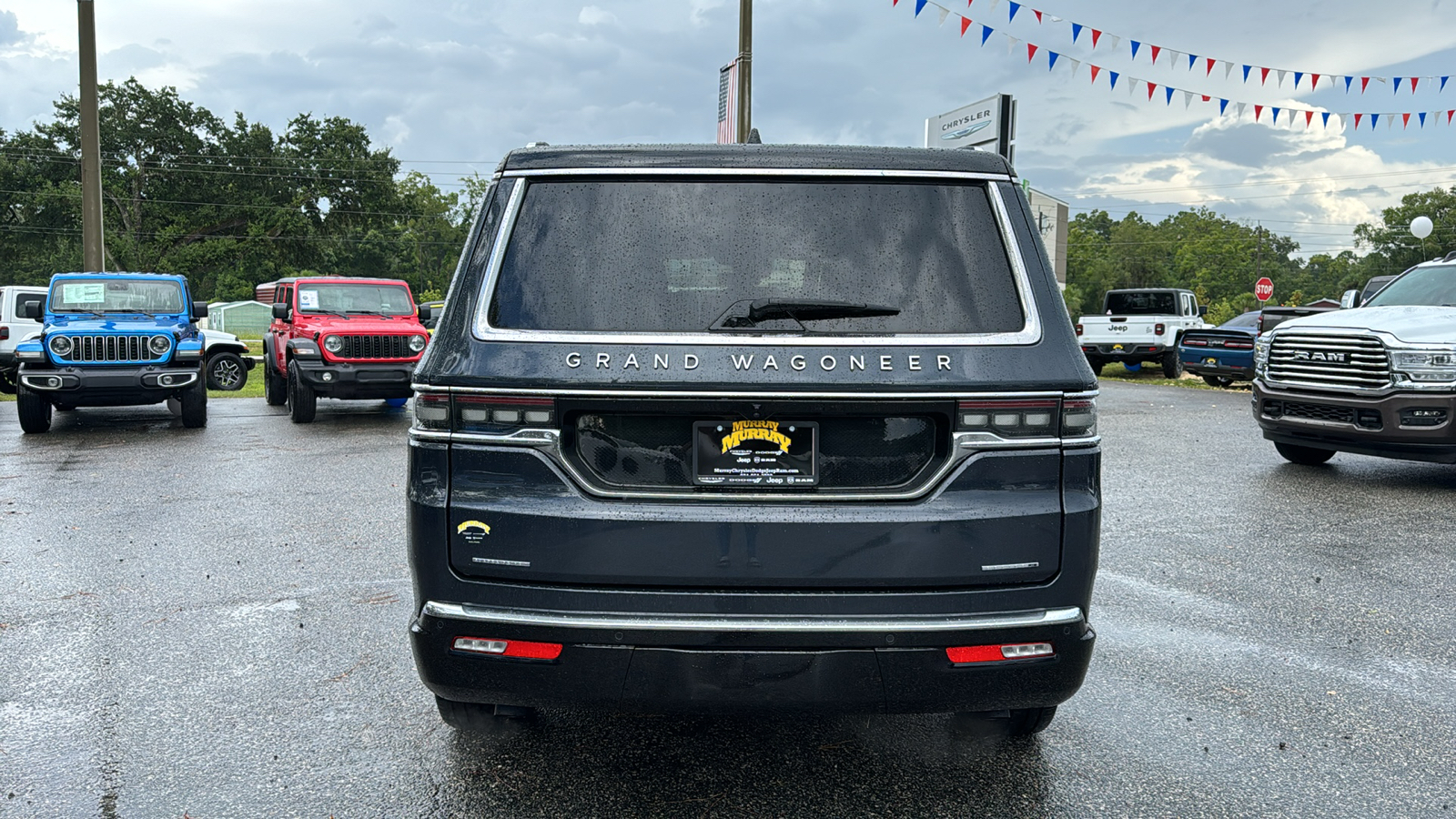 2023 Jeep Grand Wagoneer Series II 4