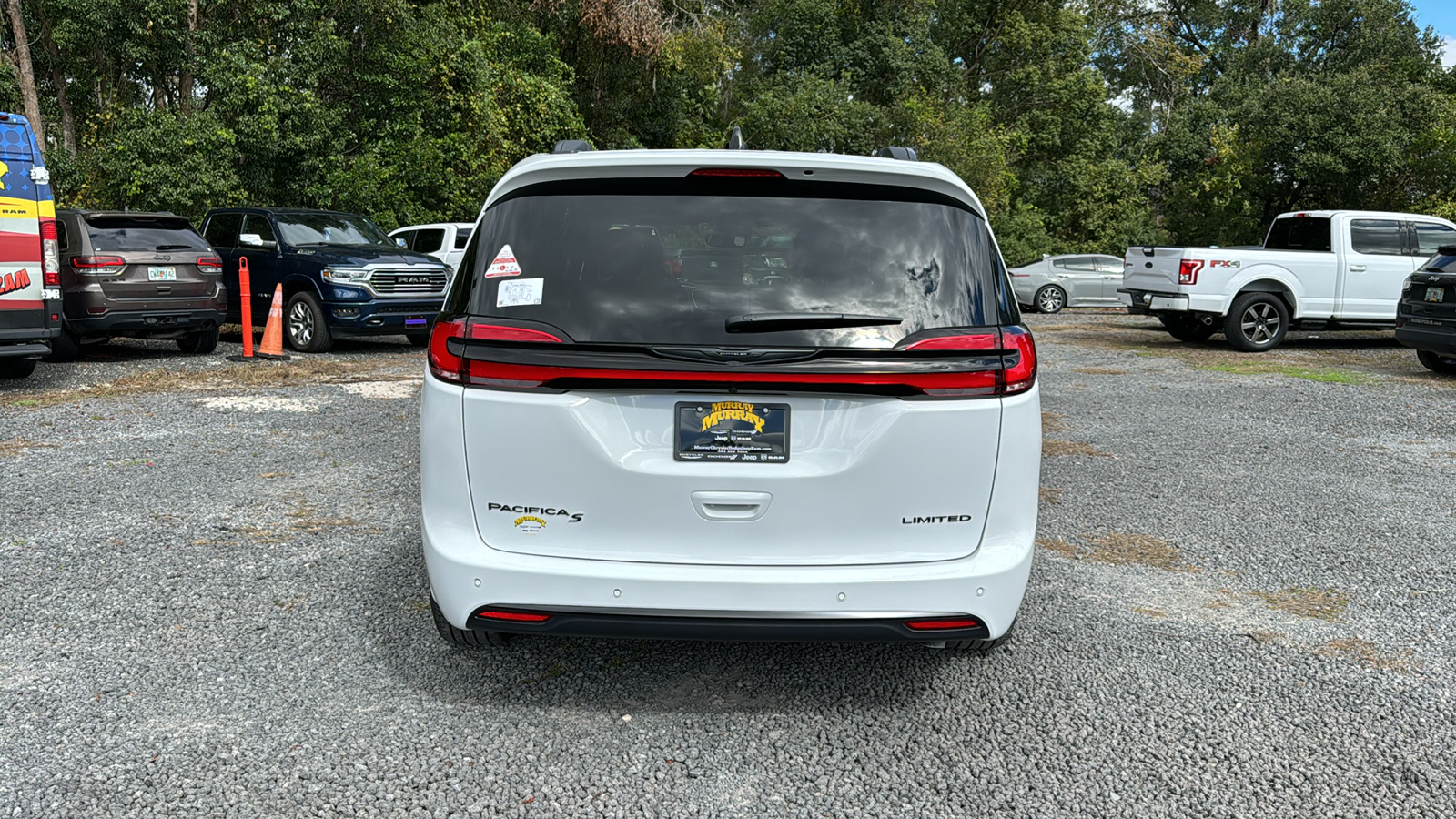 2025 Chrysler Pacifica Limited 4