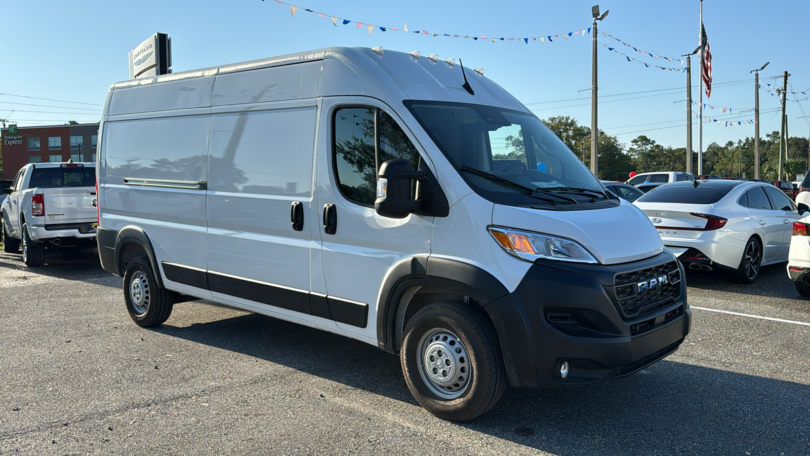 2025 Ram ProMaster 2500 High Roof 14