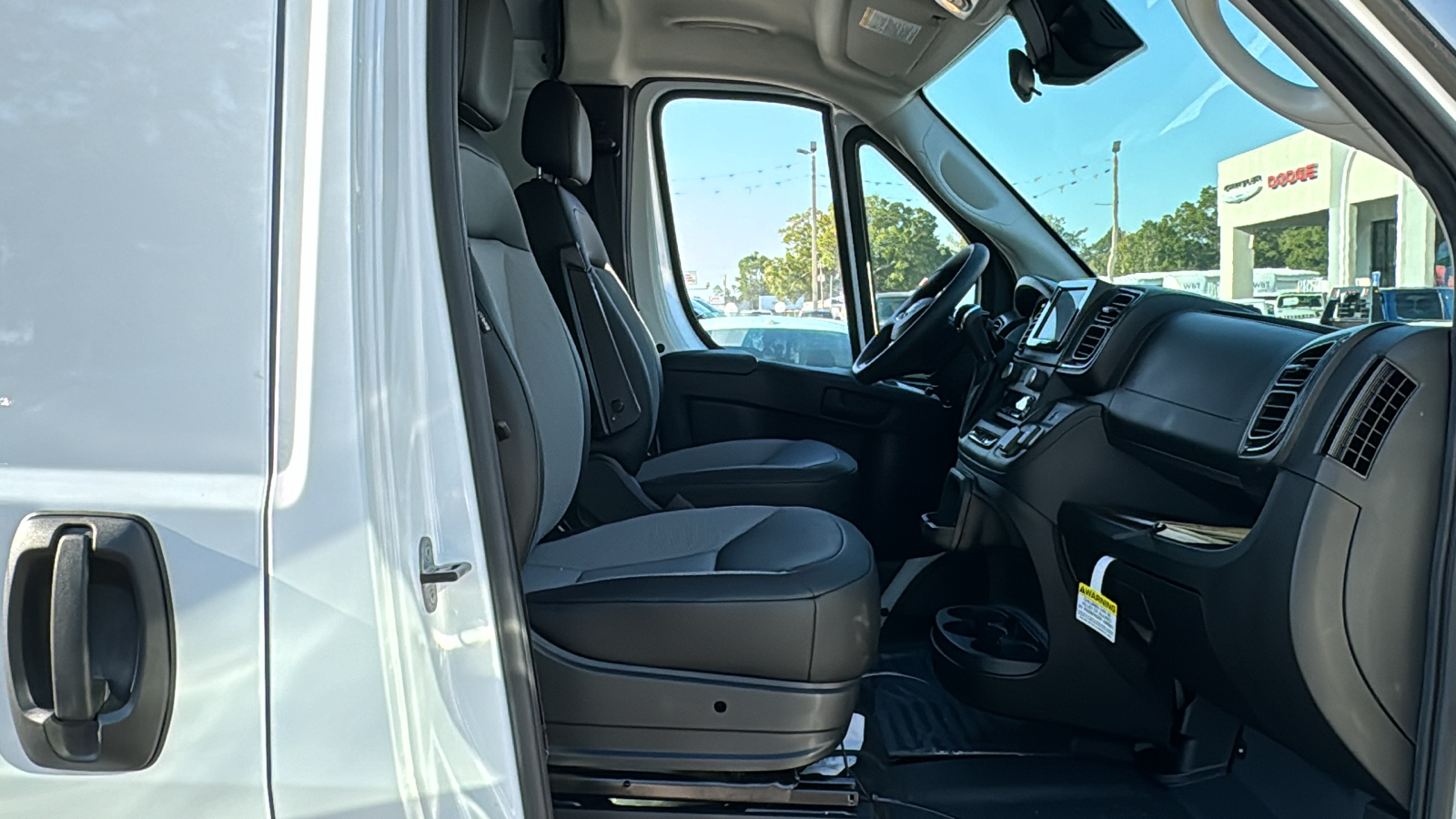 2025 Ram ProMaster 2500 High Roof 13