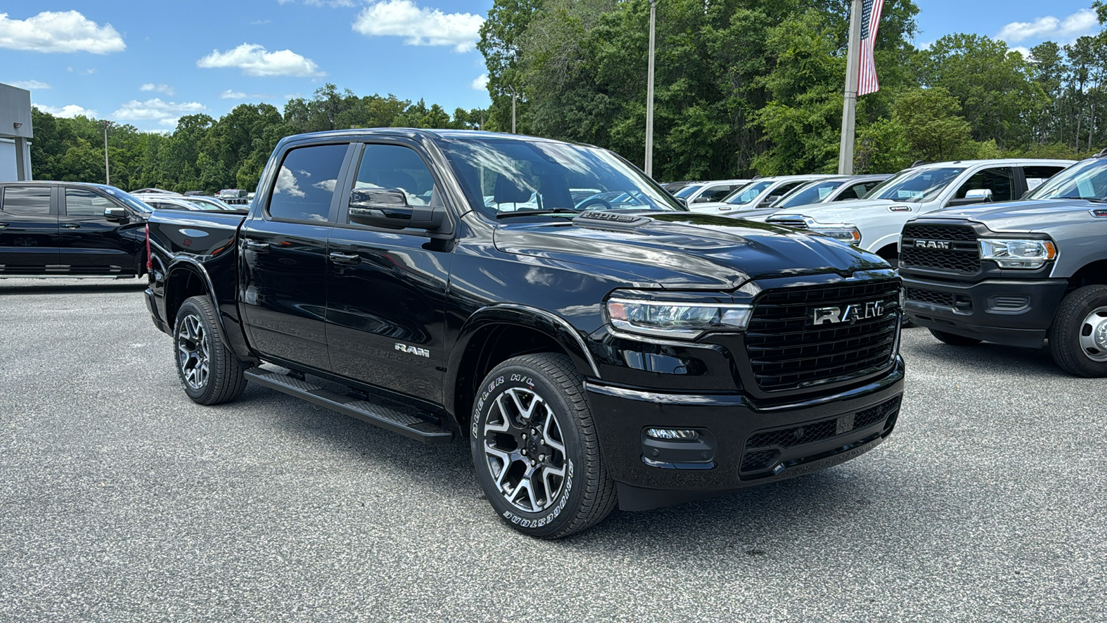 2025 Ram 1500 Laramie 13