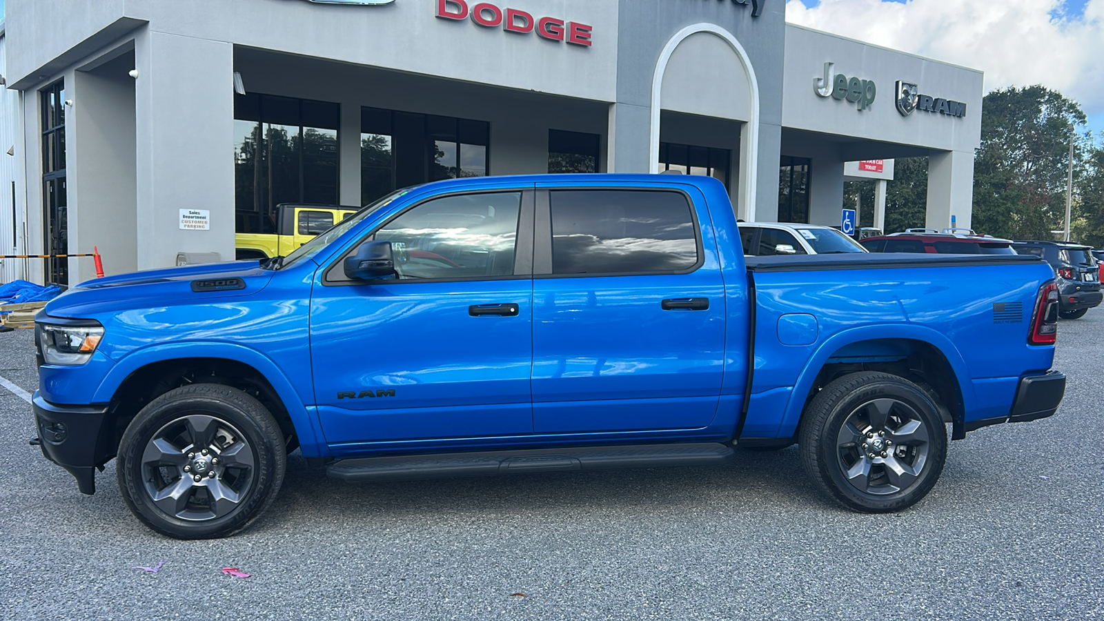 2023 Ram 1500 Big Horn/Lone Star 2