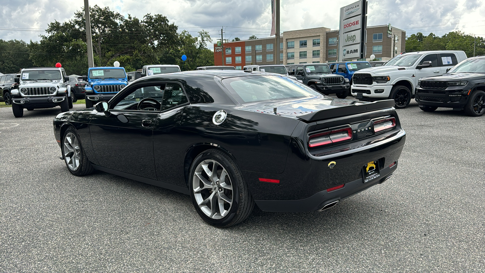 2023 Dodge Challenger GT 3