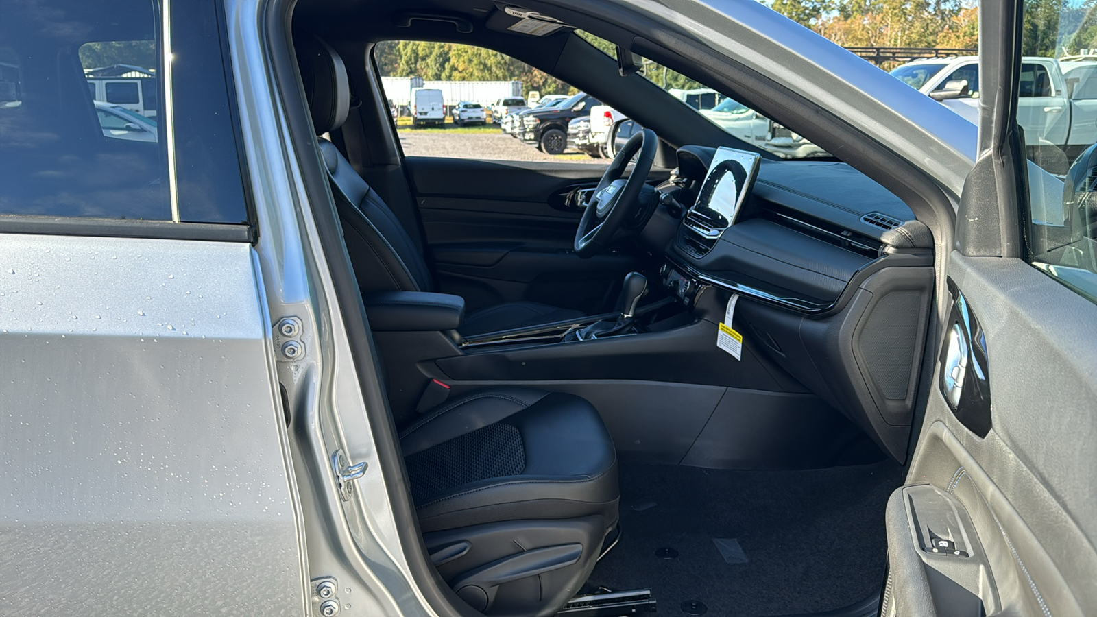 2025 Jeep Compass Latitude 8